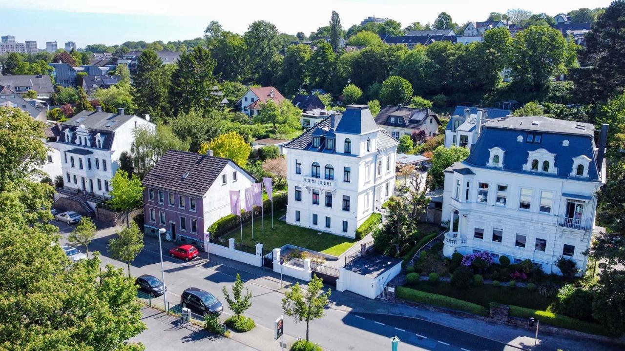 Boutique Hotel Villa Am Ruhrufer Golf & Spa Mülheim an der Ruhr Exterior photo